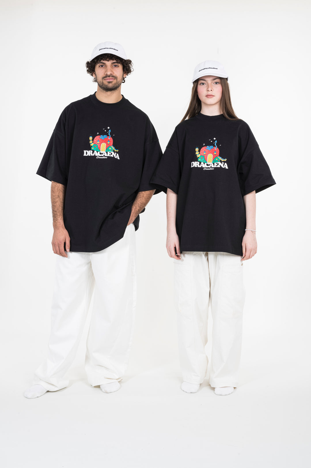 An oversized black T-shirt suitable for both men and women