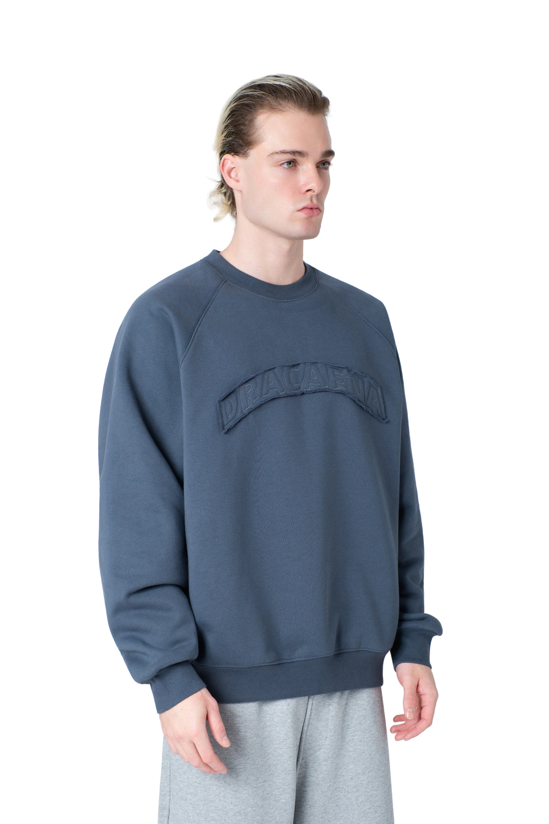 سويت شيرت رجالي زيتي مطرز