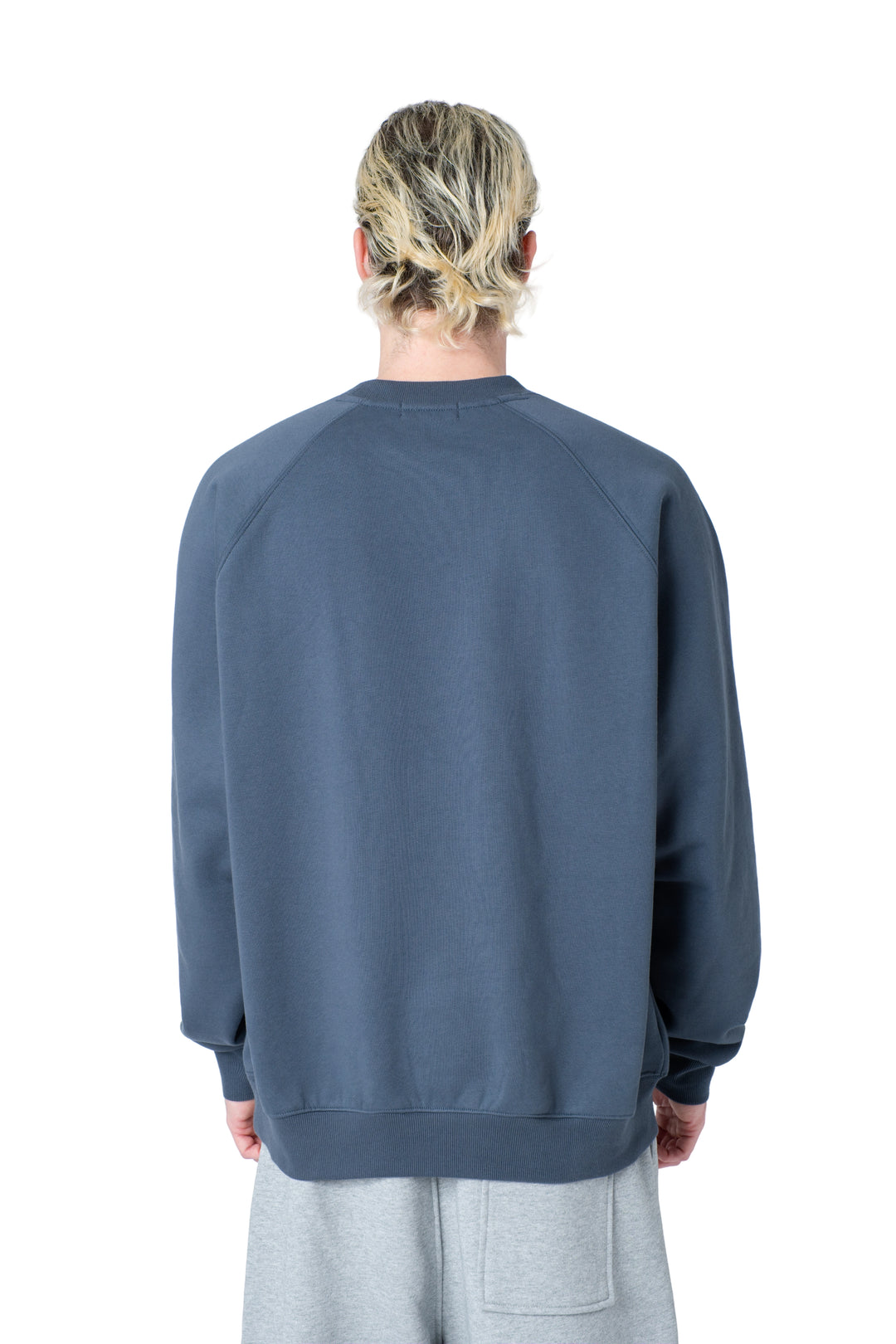 سويت شيرت رجالي زيتي مطرز