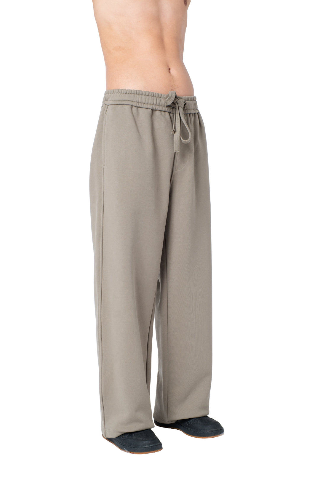 سيت هودي مع بنطلون قطن كلاسيك