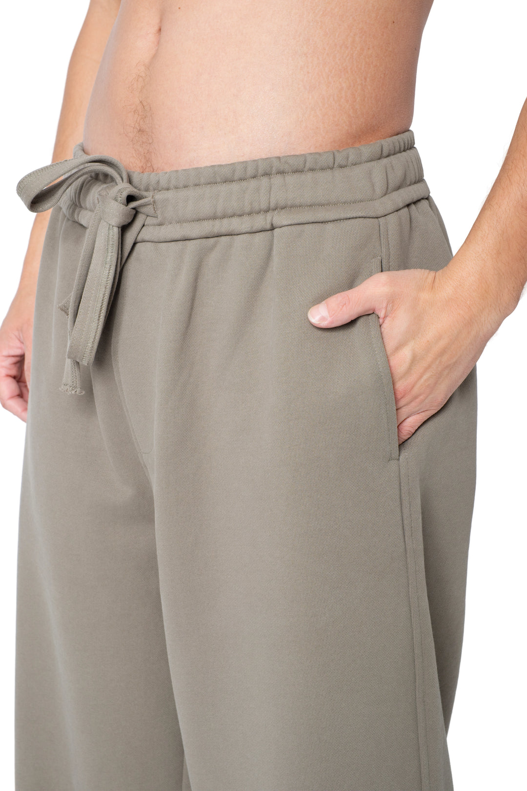 سيت هودي مع بنطلون قطن كلاسيك