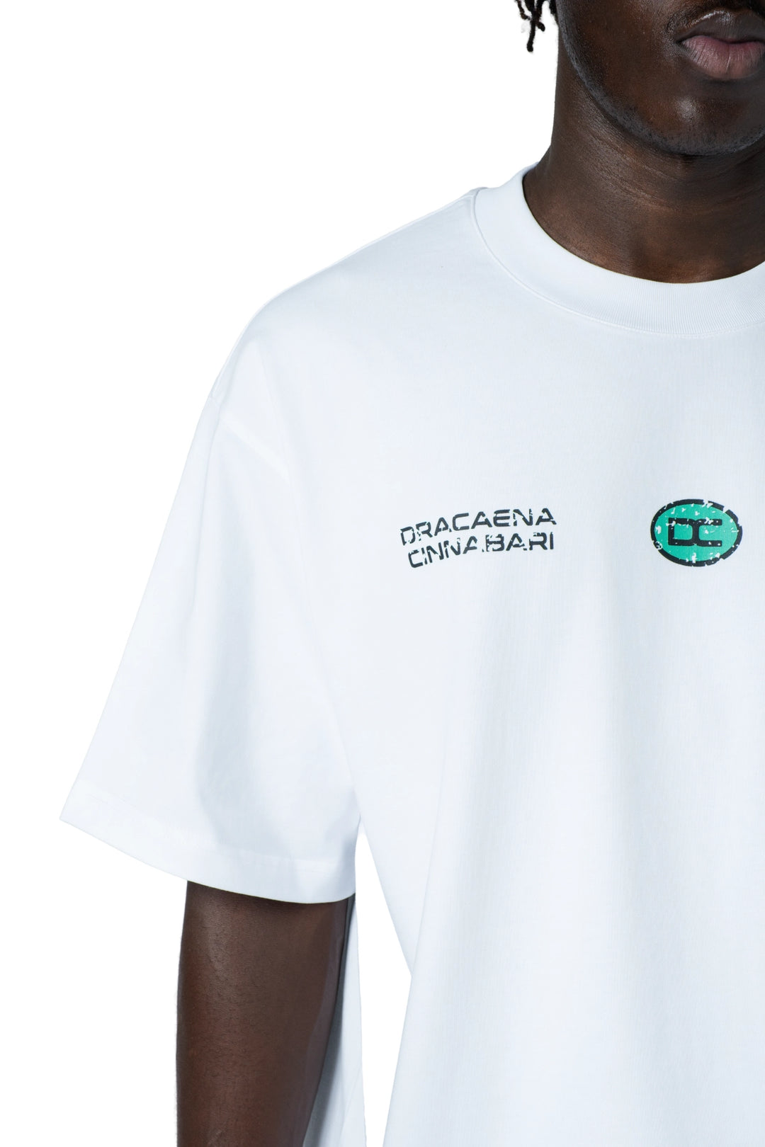 تيشيرت بكتابة في الامام boxy