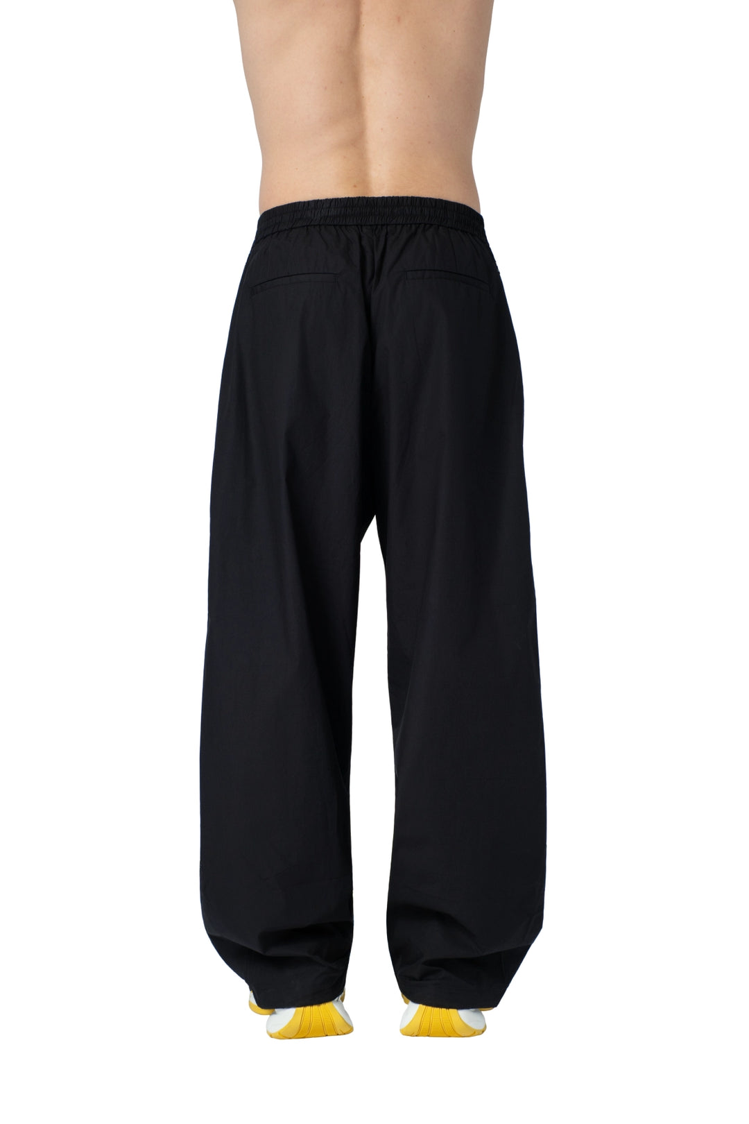 بنطلون رياضي واسع