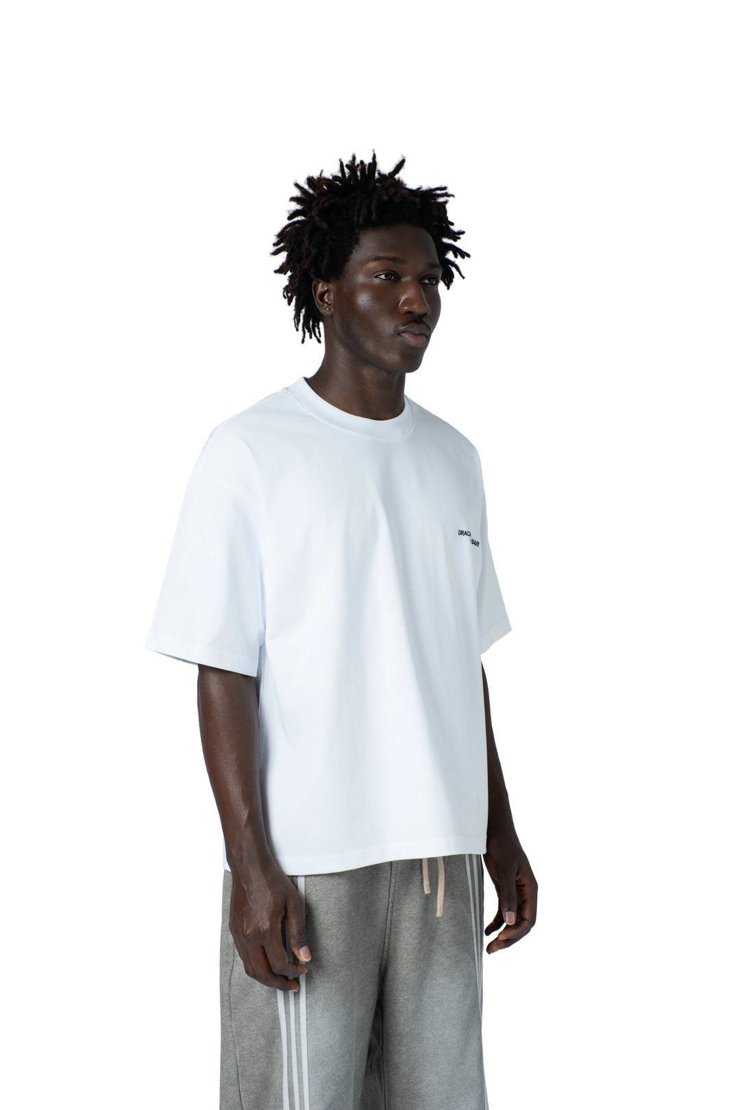 تيشيرت أوفرسايز رجالي بطبعة خلفية