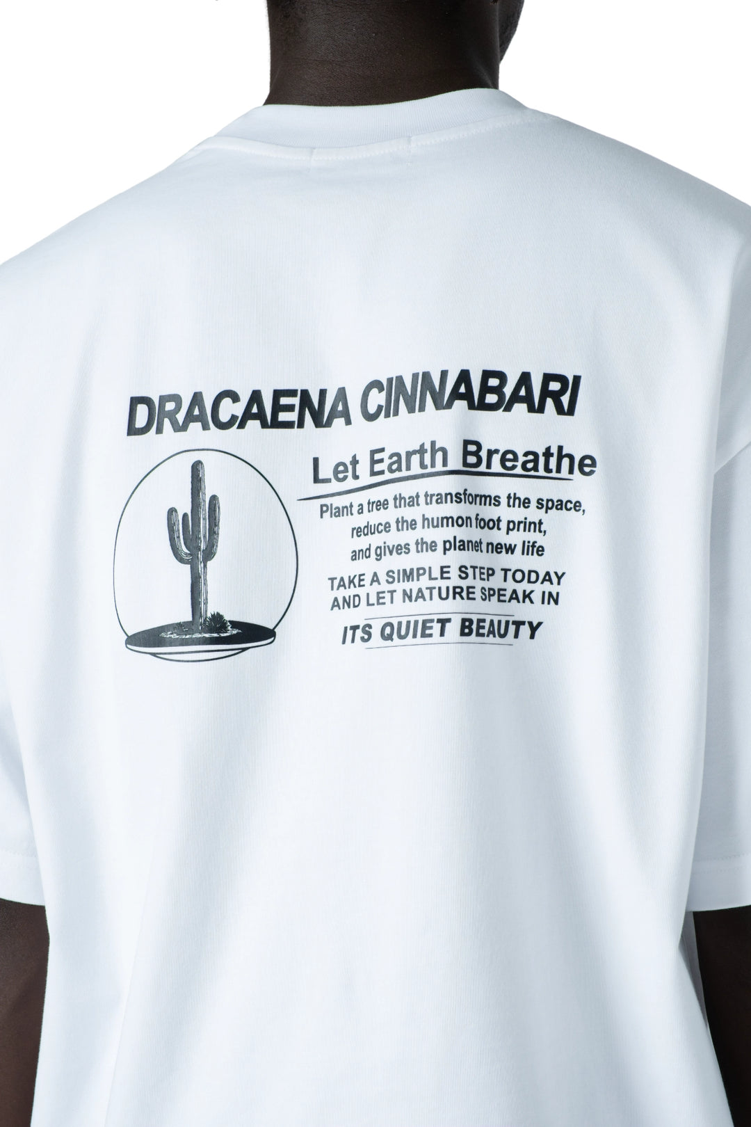 تيشيرت أوفرسايز رجالي بطبعة خلفية