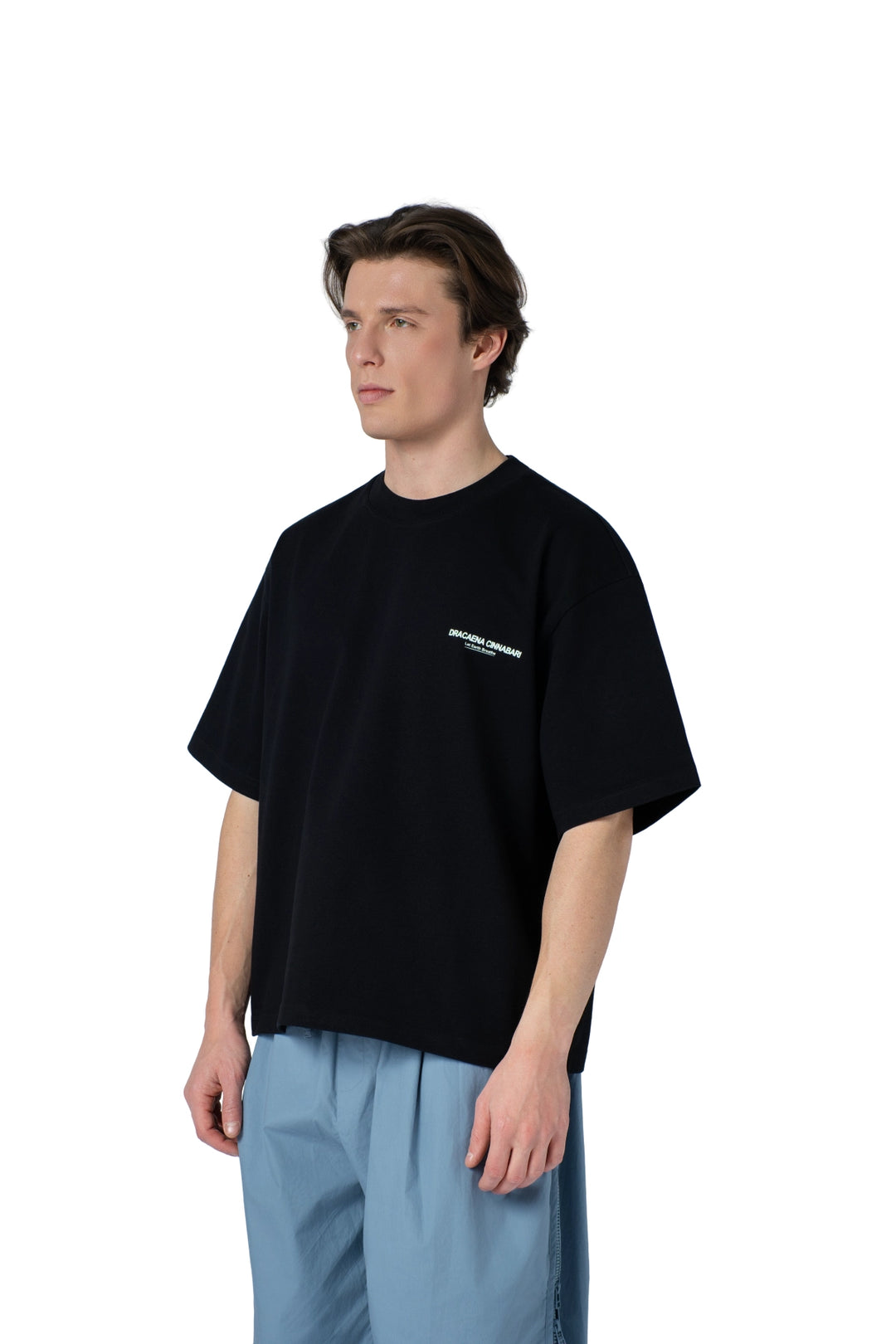 تيشيرت أوفرسايز رجالي بطبعة خلفية