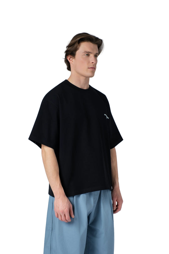 تيشيرت أوفرسايز رجالي بطبعة خلفية