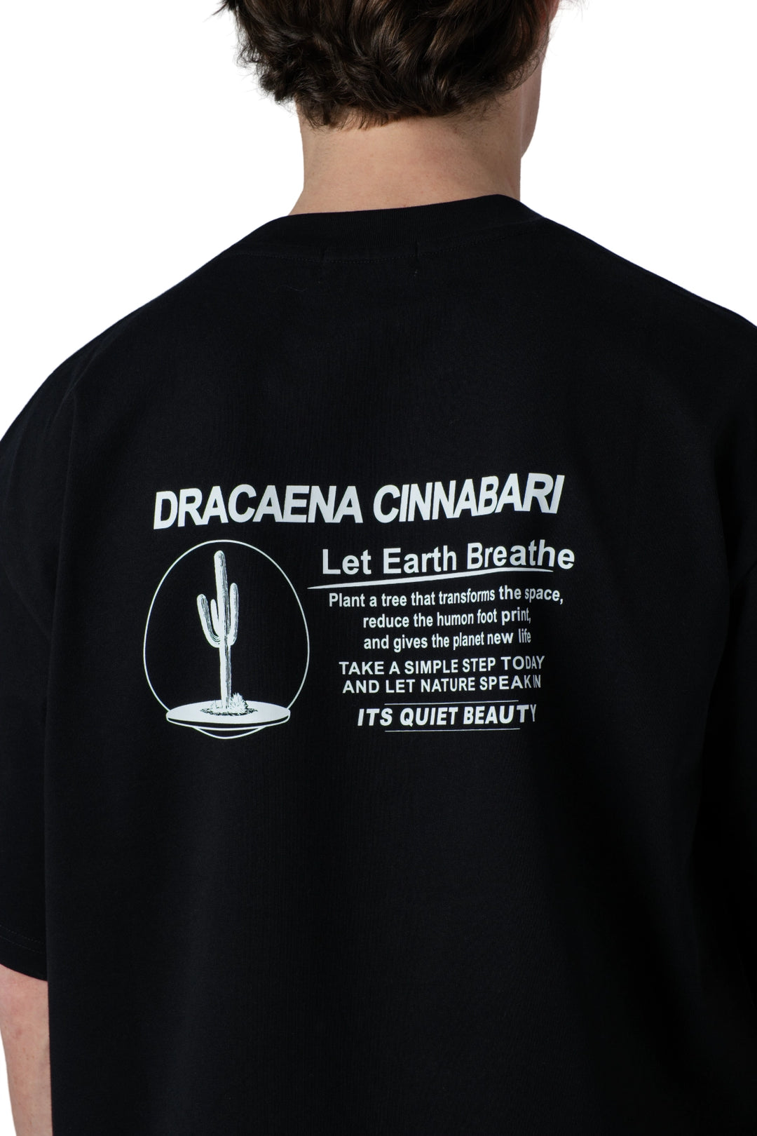 تيشيرت أوفرسايز رجالي بطبعة خلفية