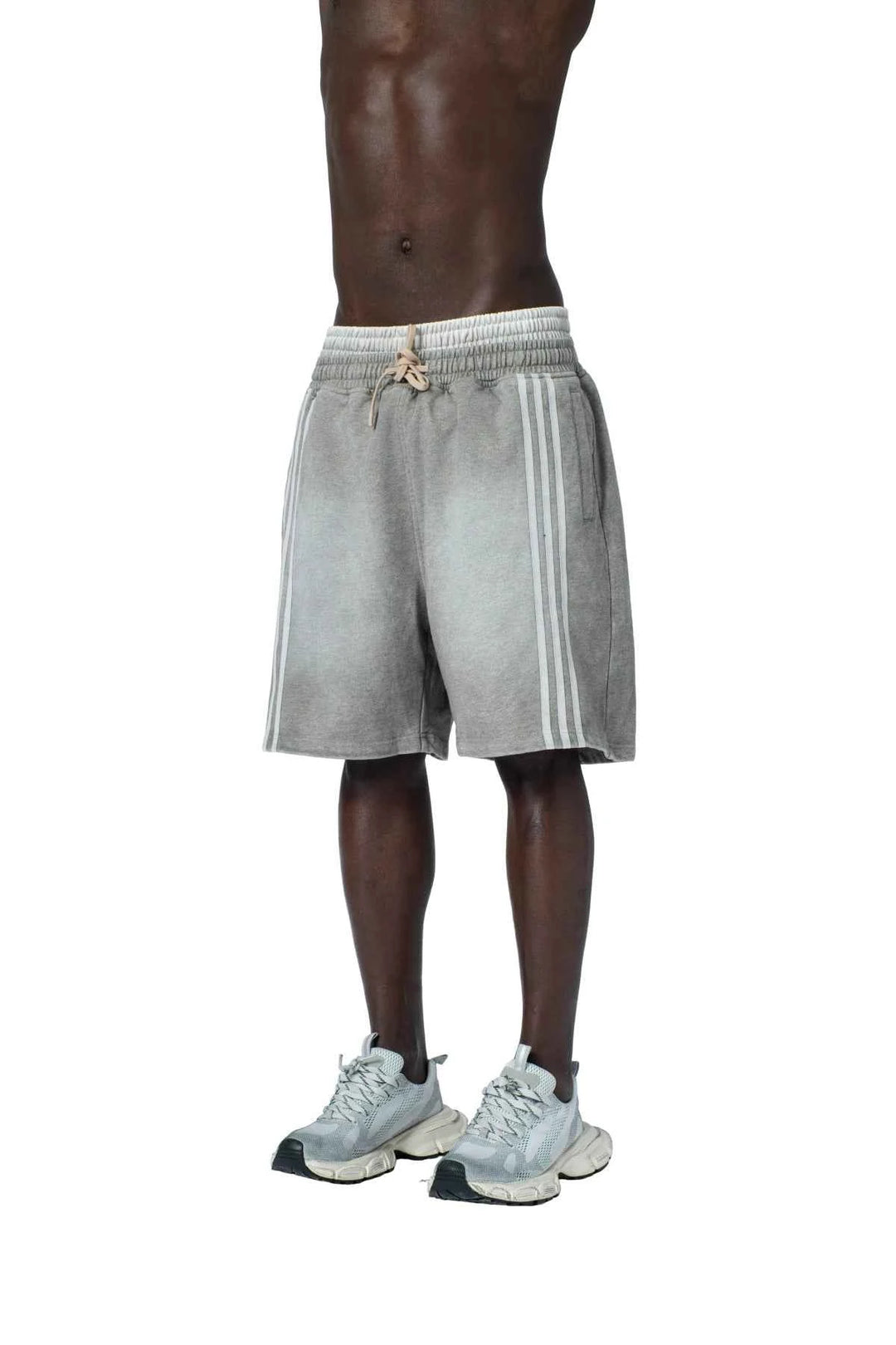 شورت قطن واسع بخصر مطاطي