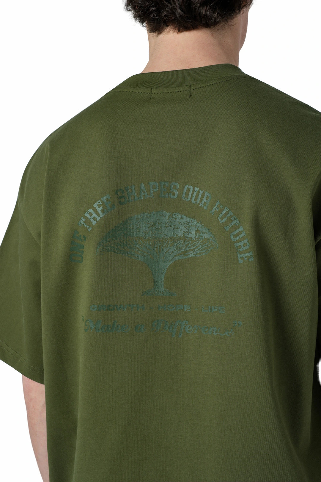 تيشيرت سكري أوفرسايز رجالي بطبعة شجرة