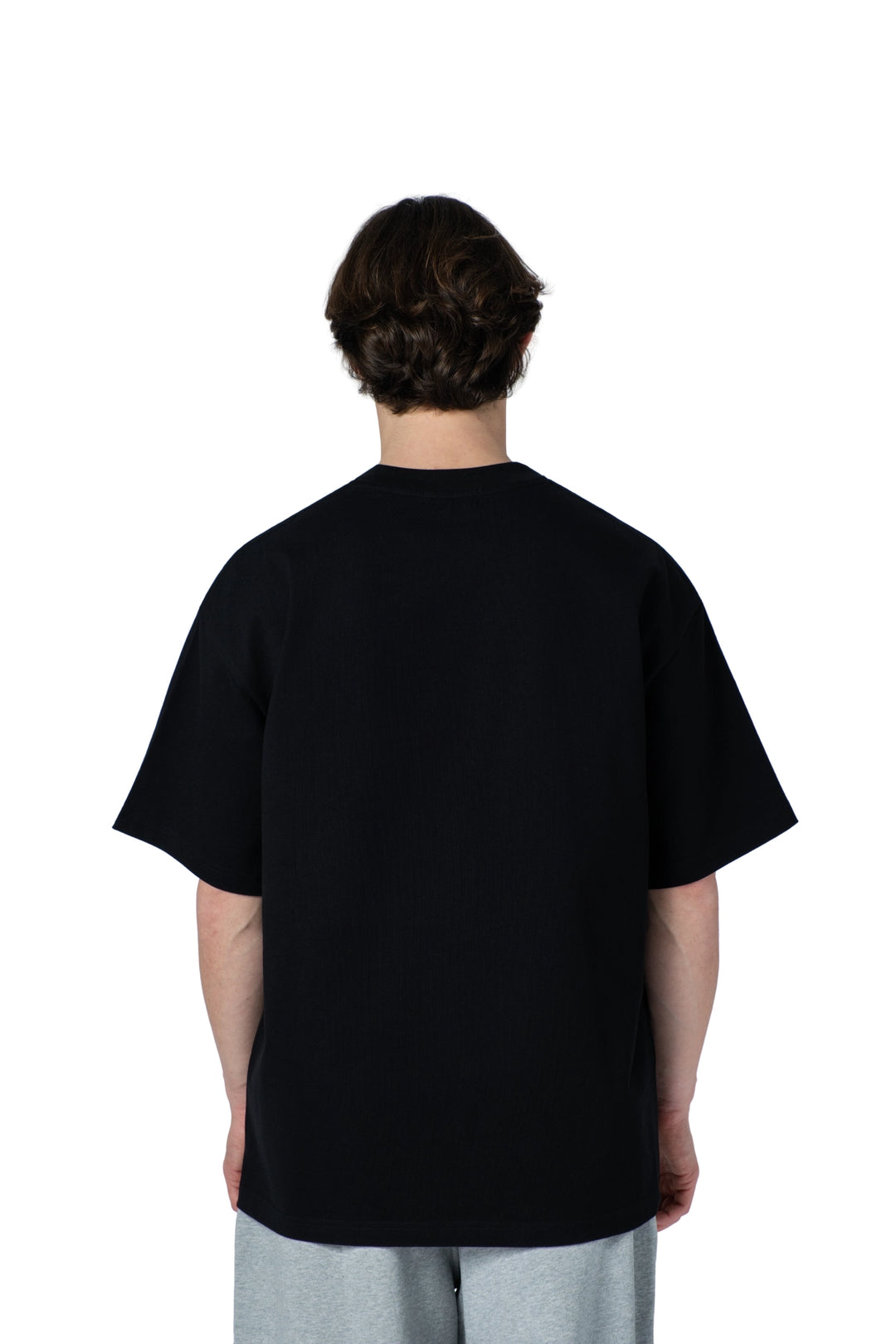 تيشيرت أوفرسايز جرافيك