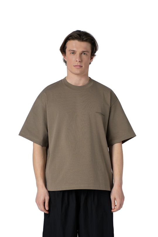 تيشيرت أوفرسايز رجالي بطبعة خلفية