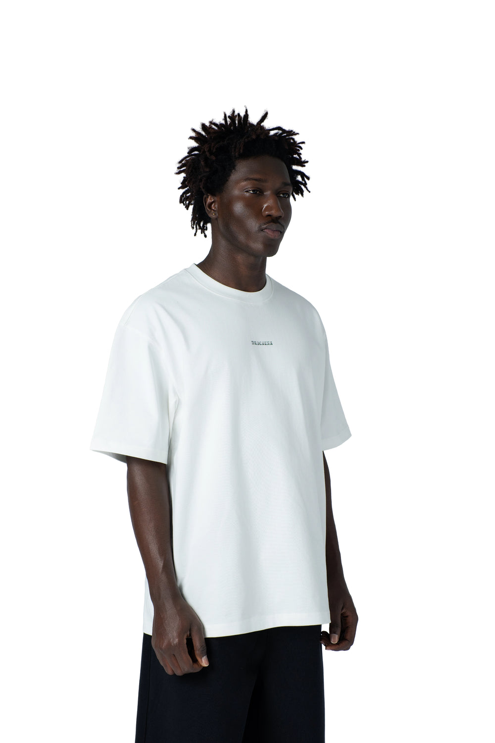 تيشيرت ابيض قطني واسع