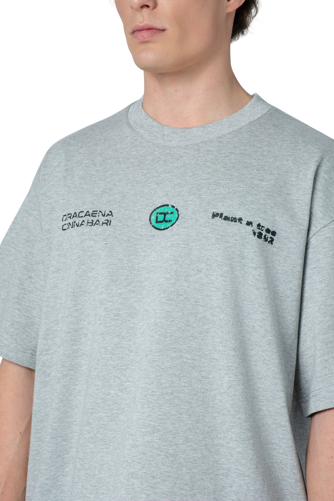 تيشيرت بكتابة في الامام boxy