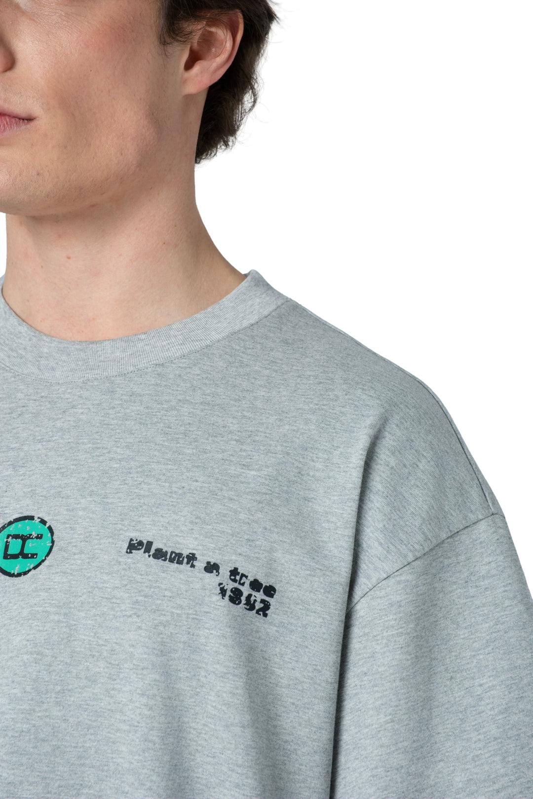 تيشيرت بكتابة في الامام boxy