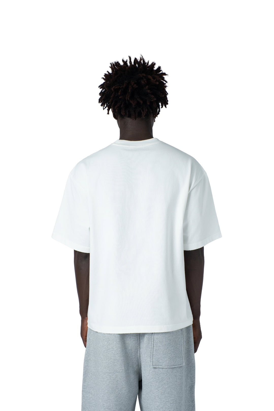 تيشيرت قطن بيسك بقصة بوكسي