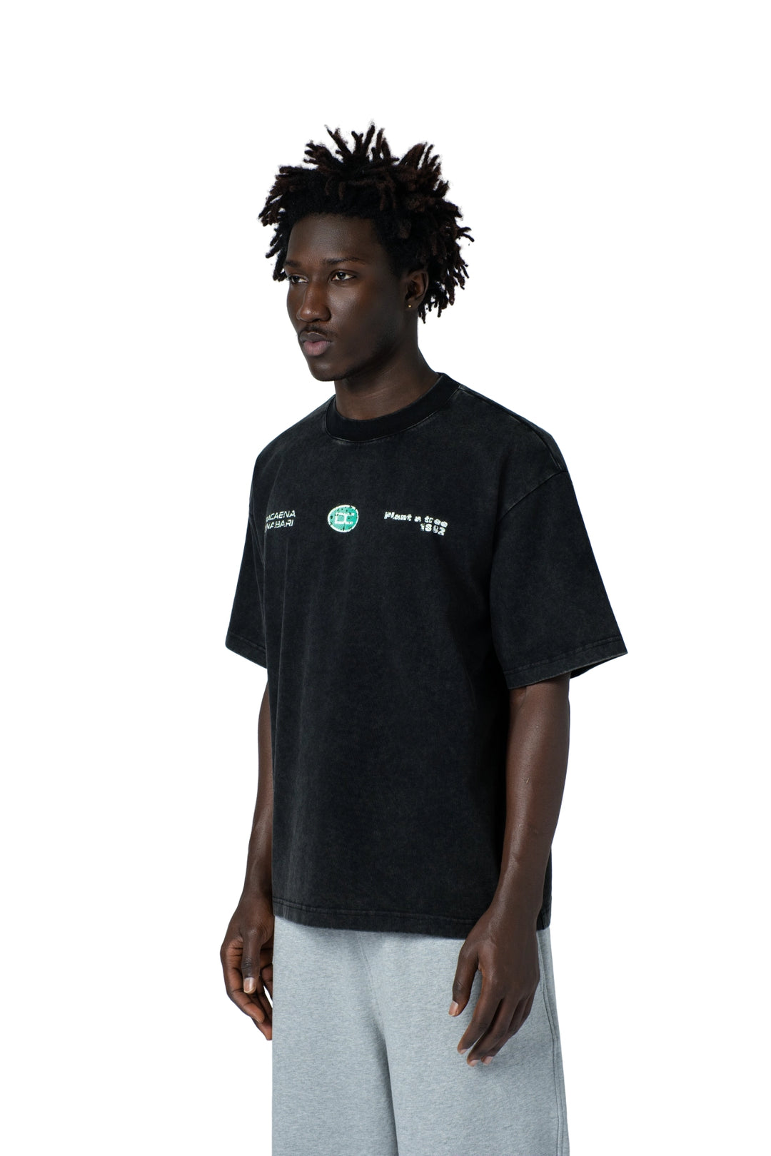 تيشيرت بكتابة في الامام boxy