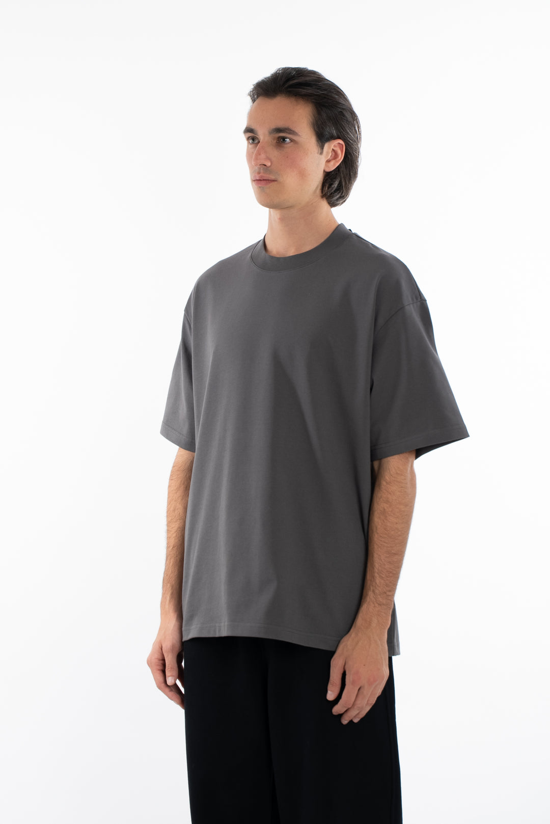 تيشيرت أخضر سادة