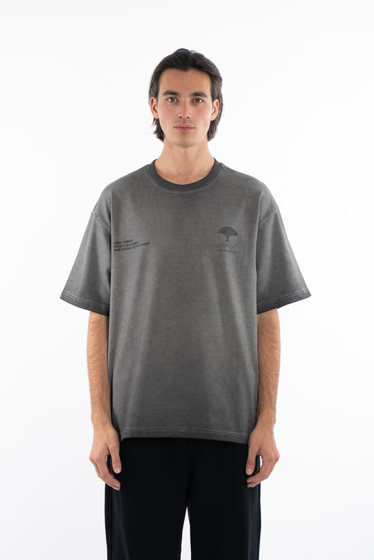 تيشيرت رمادي غامق رجالي